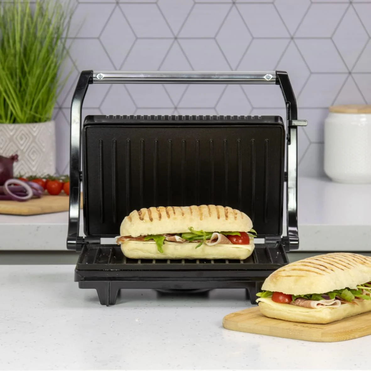 Quest Compact Panini Grill - Black/Silver | 34340 - Image 2