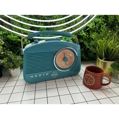 Steepletone Brighton 3 Band Portable Retro Radio - Duck Egg Blue | BRIGHTONBEBT - Image 3